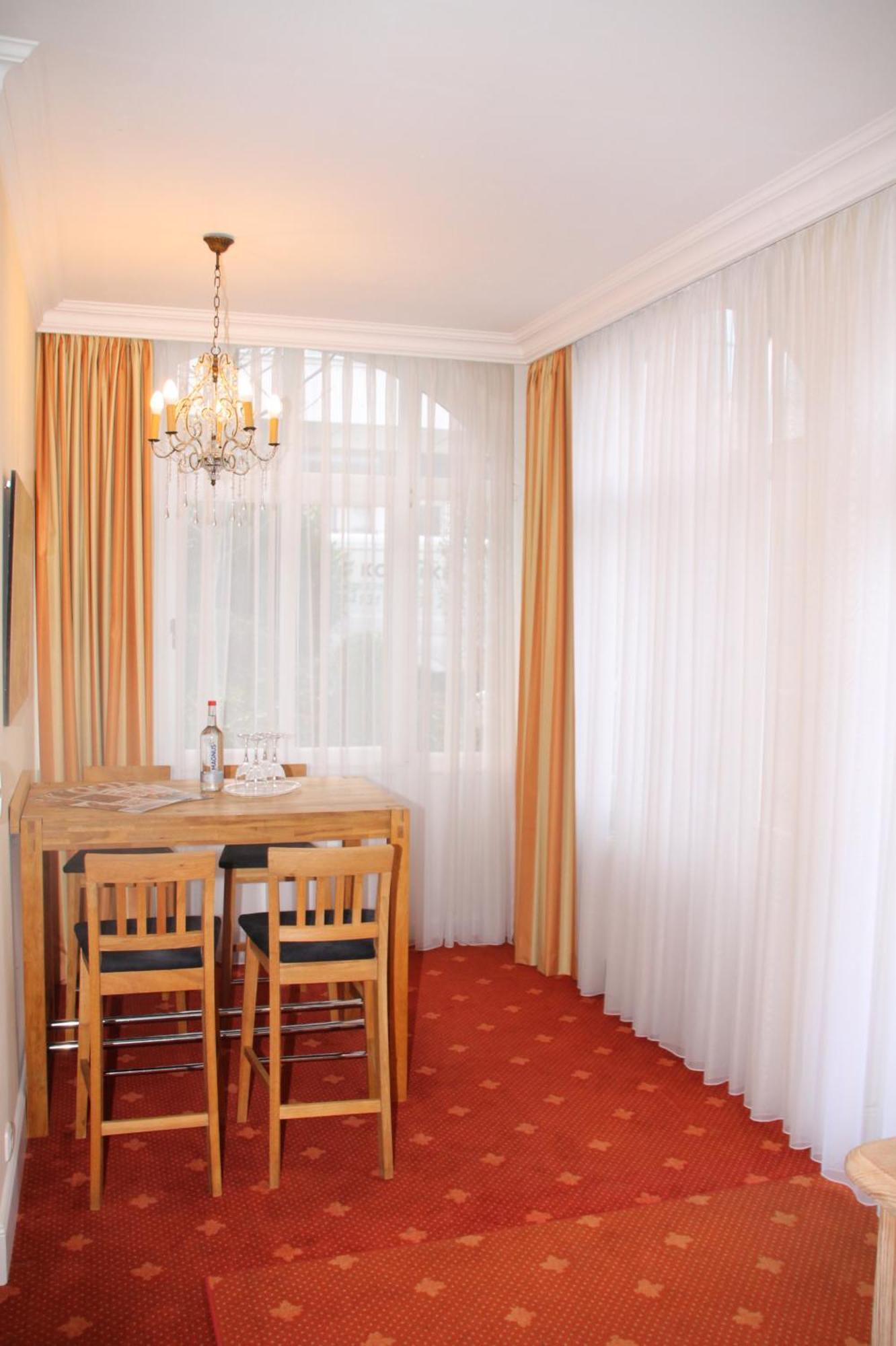 Romantik Im Hotel Villa Roehl ทิมเมนดอร์เฟอร์ ชตรันด์ ห้อง รูปภาพ