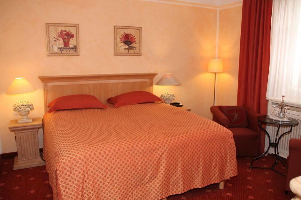 Romantik Im Hotel Villa Roehl ทิมเมนดอร์เฟอร์ ชตรันด์ ภายนอก รูปภาพ